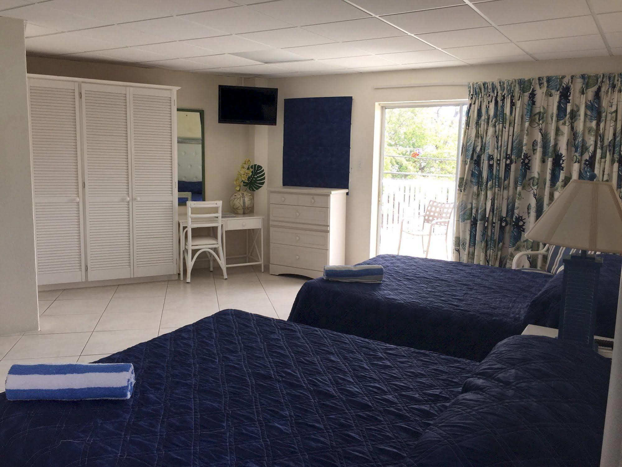 Southern Surf Beach Apartments Rockley Zewnętrze zdjęcie